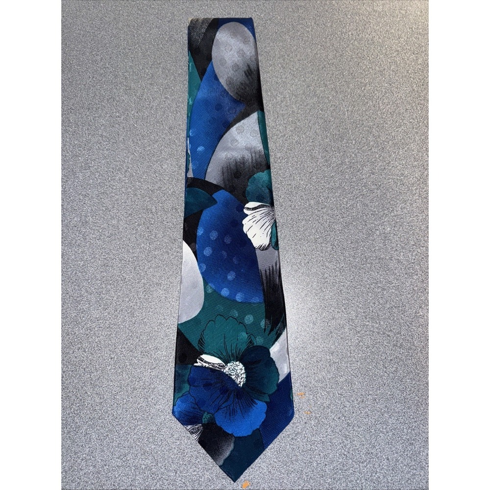 Vintage Bugle Boy  Tie Polyester Blend Made In The‎ USA